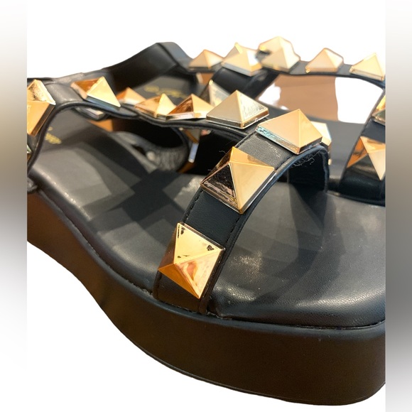 *NEW* Black Get Your Glam On Studded Sandals Size 8.5 Forever Brand - Picture 7 of 7